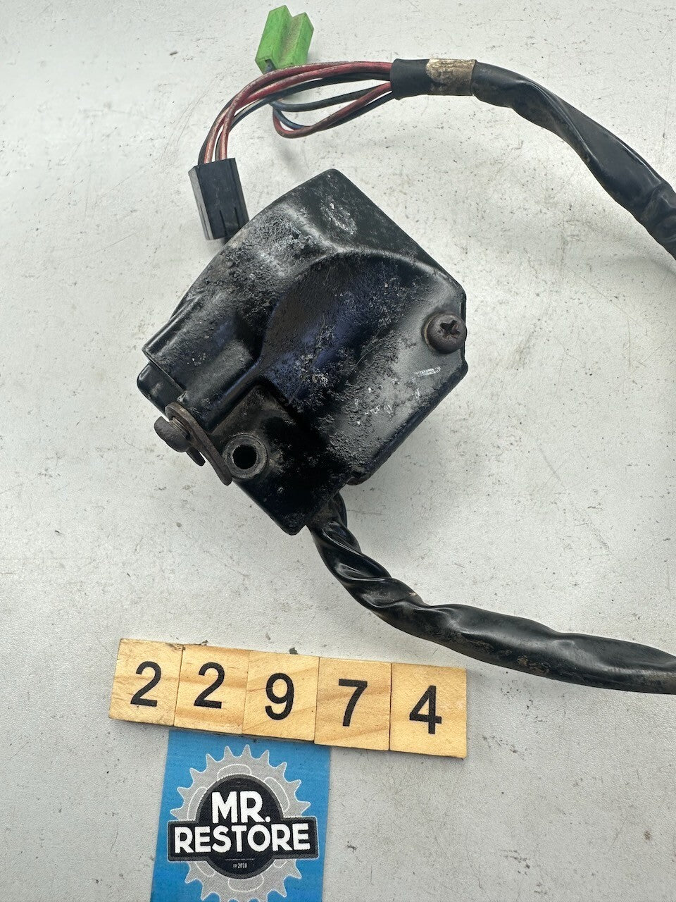 Yamaha XZ550 XS400 RK XS250 R/H Handlebar Switch