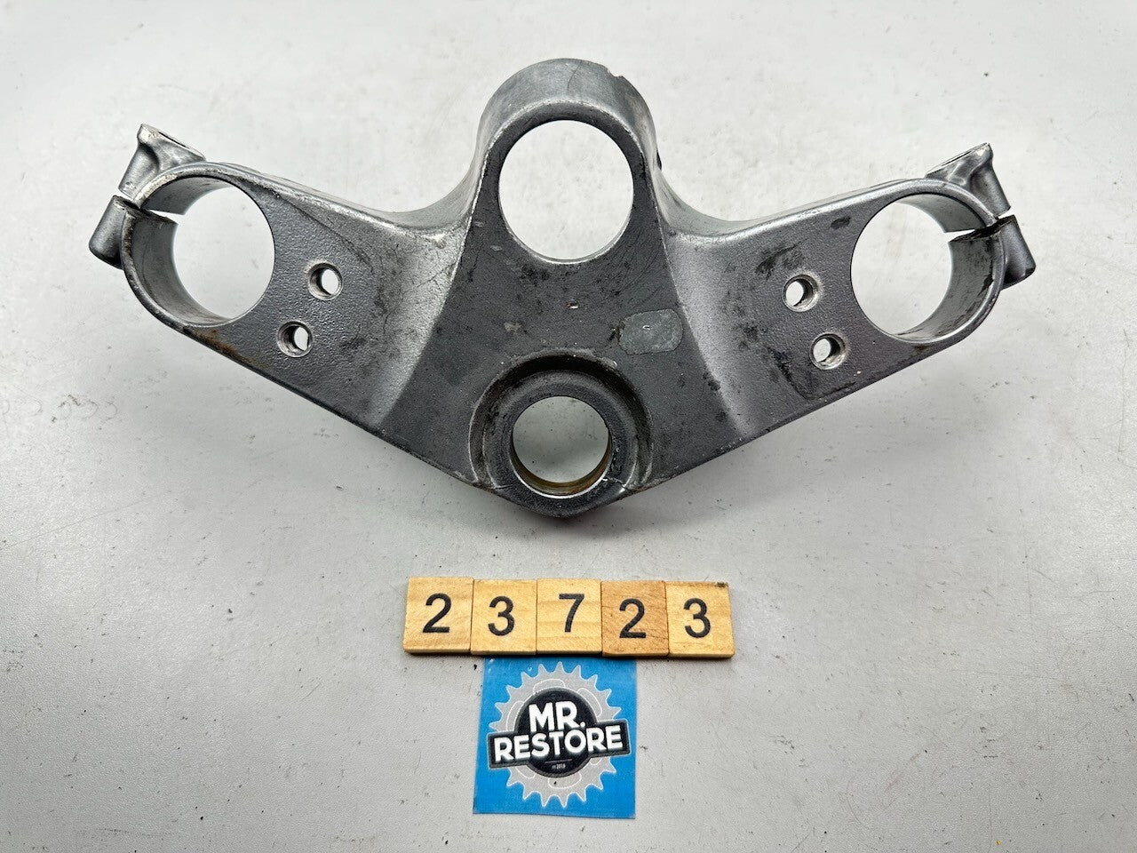 Kawasaki ZZR250 ZX250 EX250 Upper Triple Tree Fork Clamp 44039-1202-GD