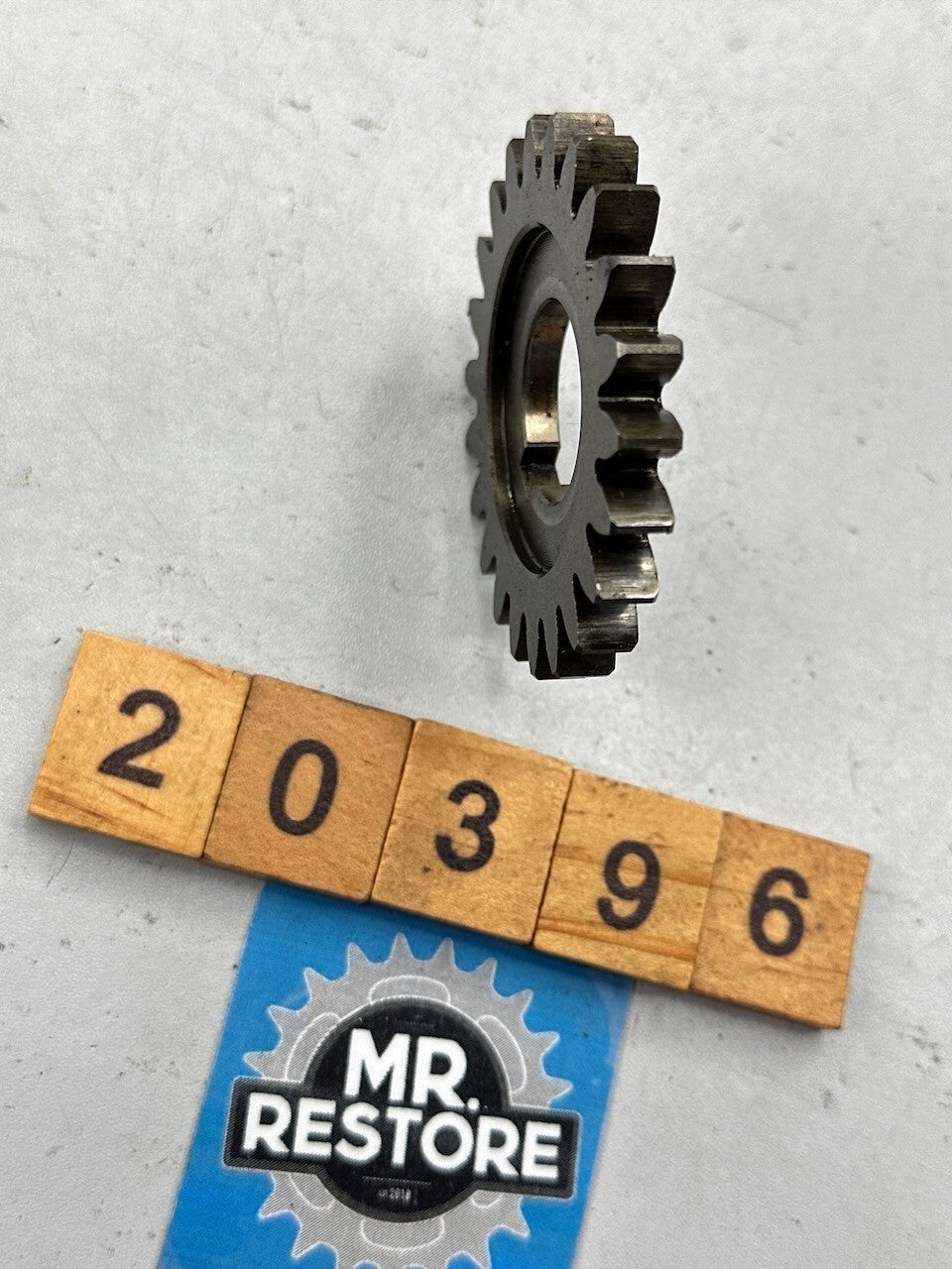 Suzuki DR350 '90-96' DR250 '90-94 Primary Drive Gear (22T) 21111-14D00