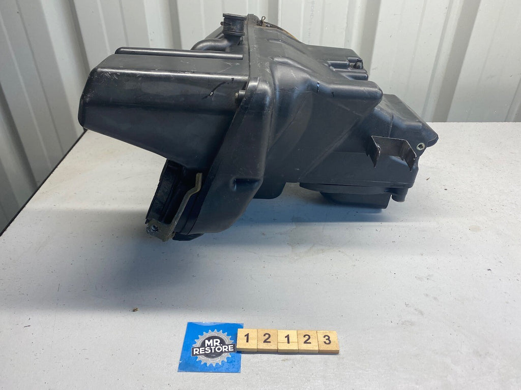Kawasaki Z750 2006 Air Cleaner Box Filter, Carb Rubbers & Clips KHIA126
