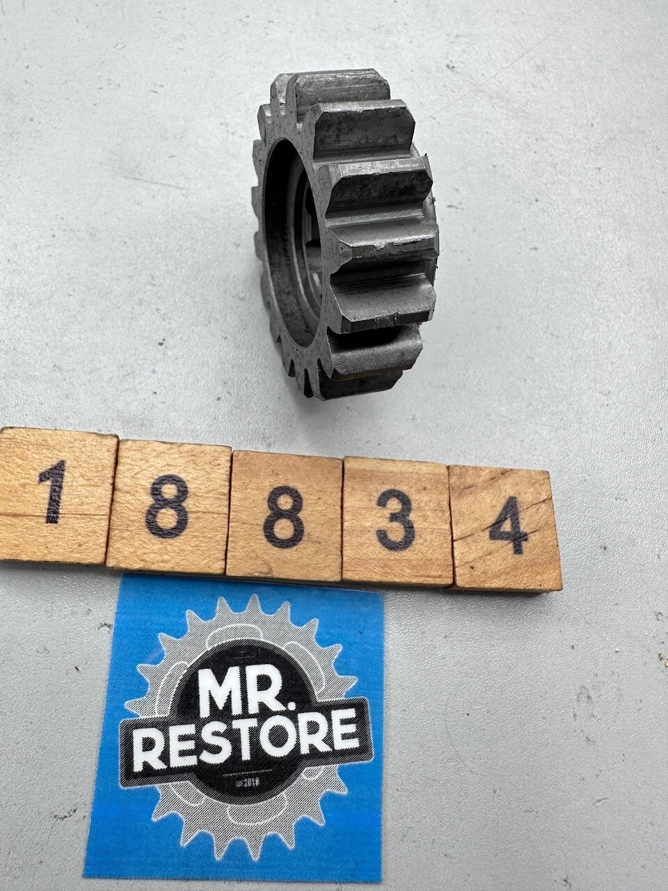 Suzuki RG500 GS500 Transmission 2nd Drive Gear (16T) 24221-20A01