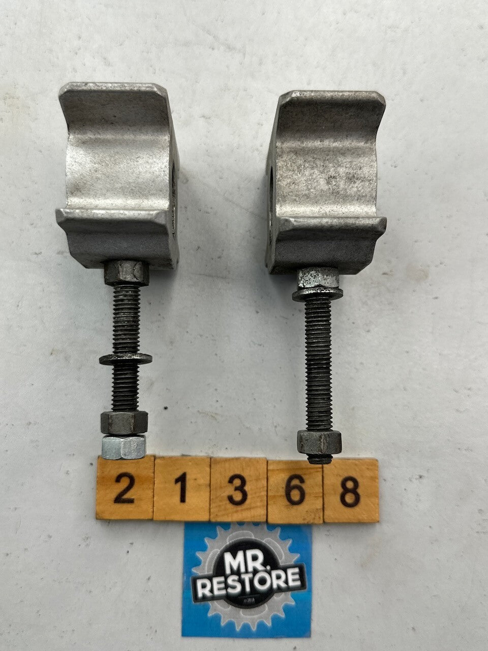 Yamaha TZR250 1986-88 1KT 2MA Pair of Chain Pullers & Bolts 1KT-25388