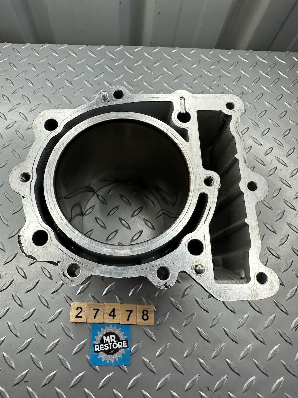 BMW F650GS '99-07' F650CS Cylinder & Piston 11117652878  11117652877