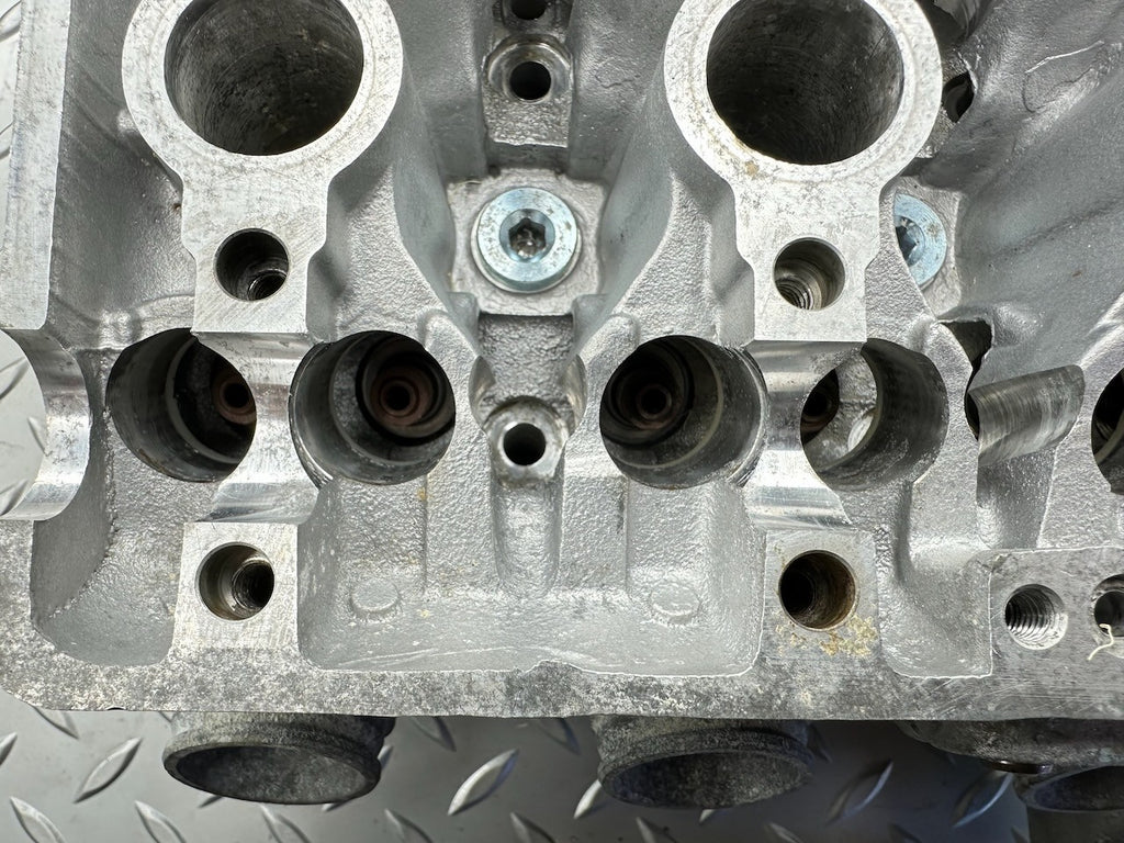 Honda CBR250R MC19 KY1 Cylinder Head