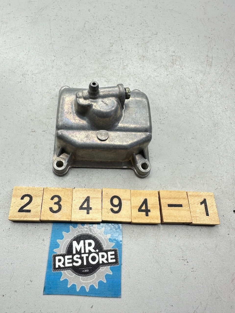 Kawasaki ZX1000 GPZ1000RX '86-88' Float Chamber Bowl 838
