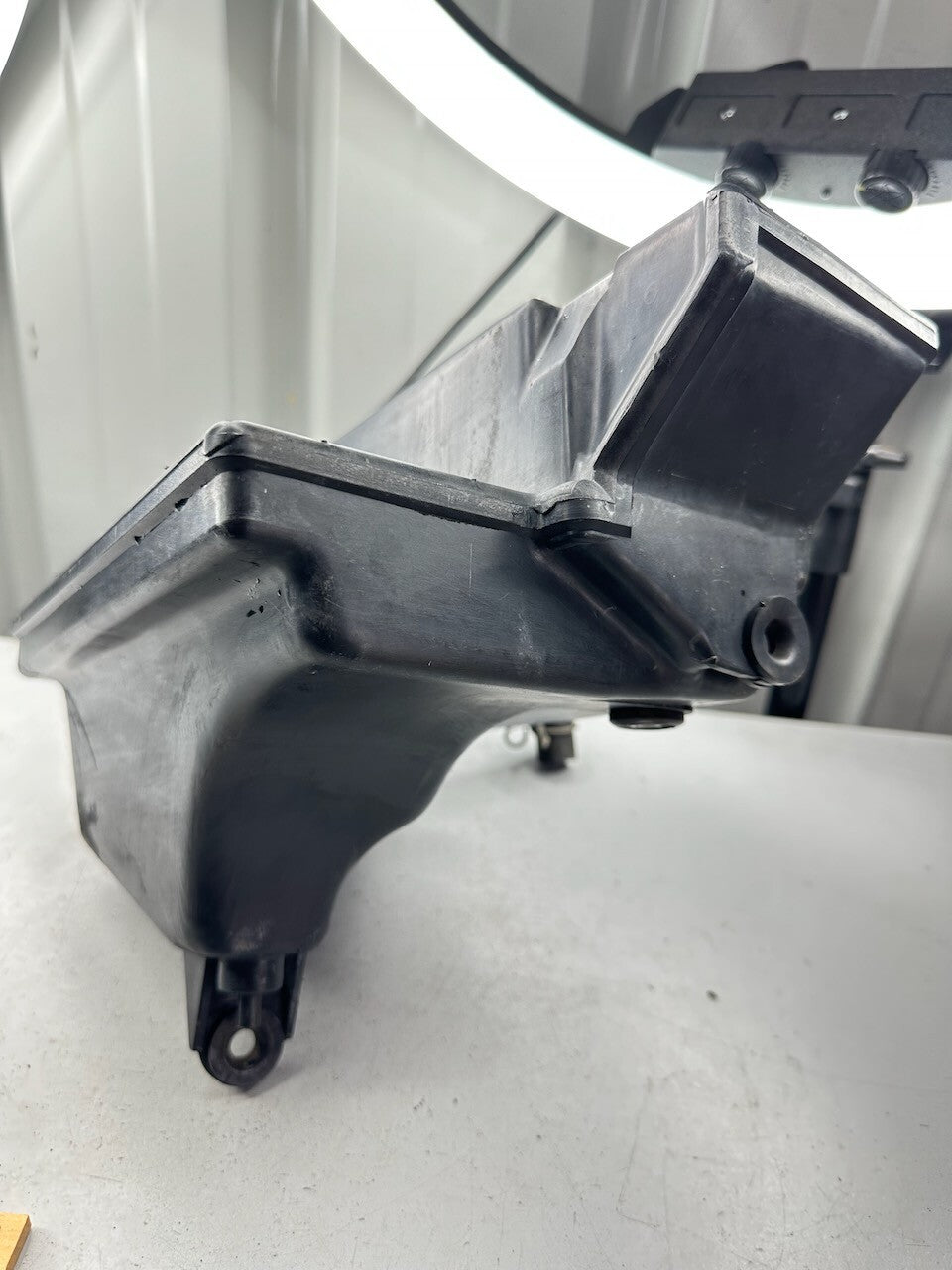 Kawasaki Z1300 KZ1300 '79-82' Air Cleaner Lower Case Box 11011-1022