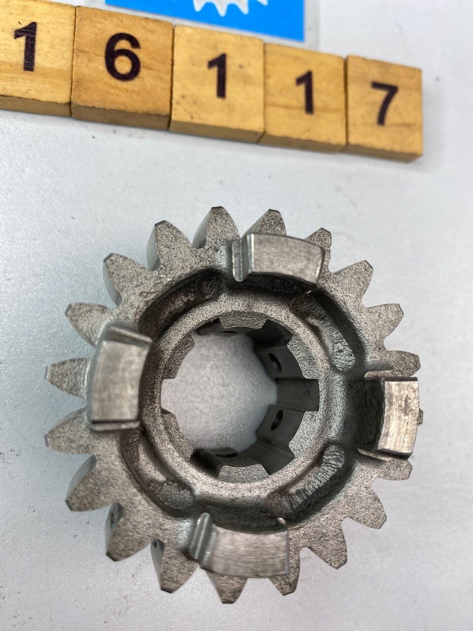 Suzuki GSXR1100 1986-88 3rd Drive Gear 24231-06B00