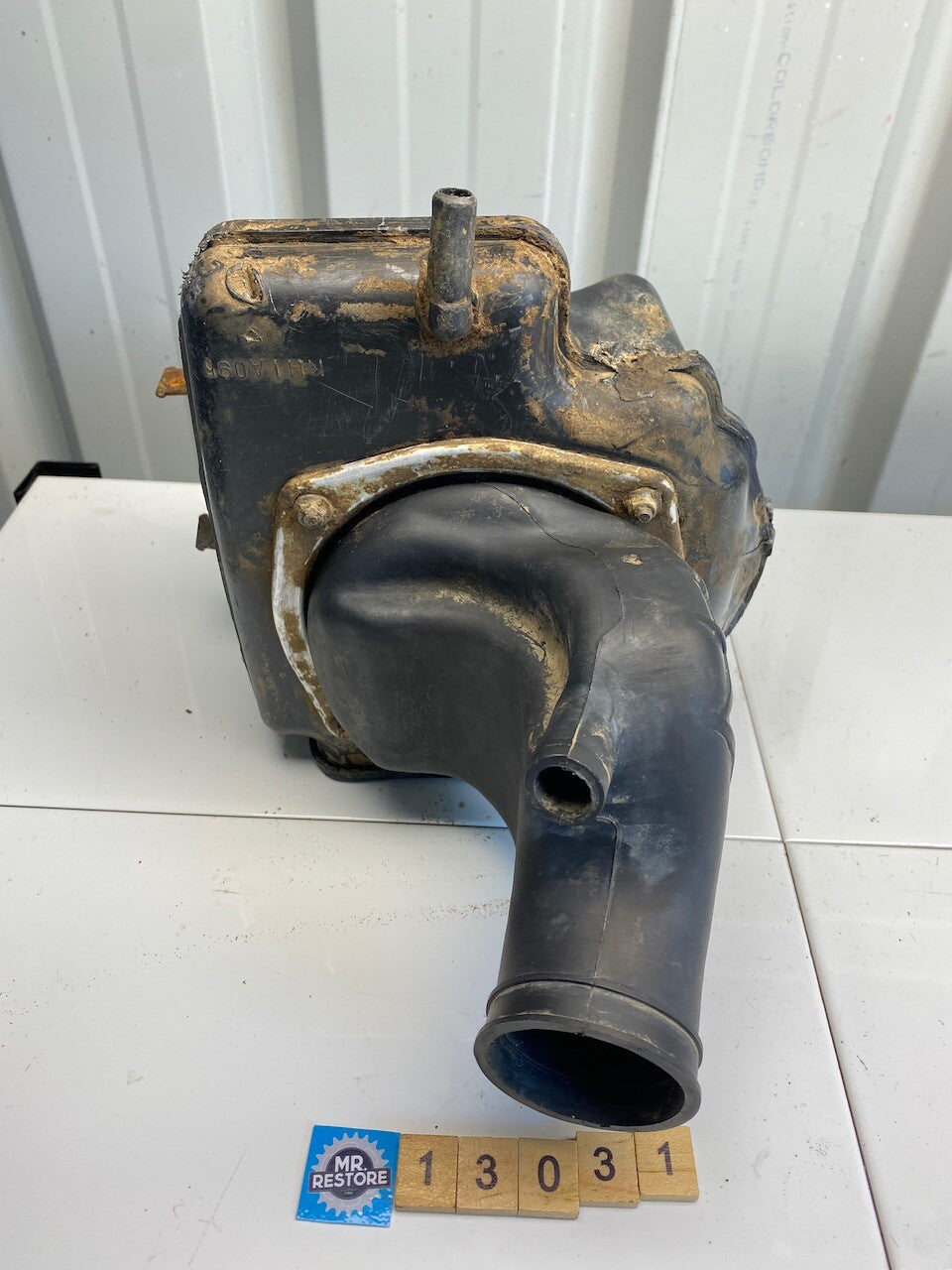 Kawasaki KLX250 94-99 Air Cleaner Box, Carb Rubbers & Duct - Spares or Repair