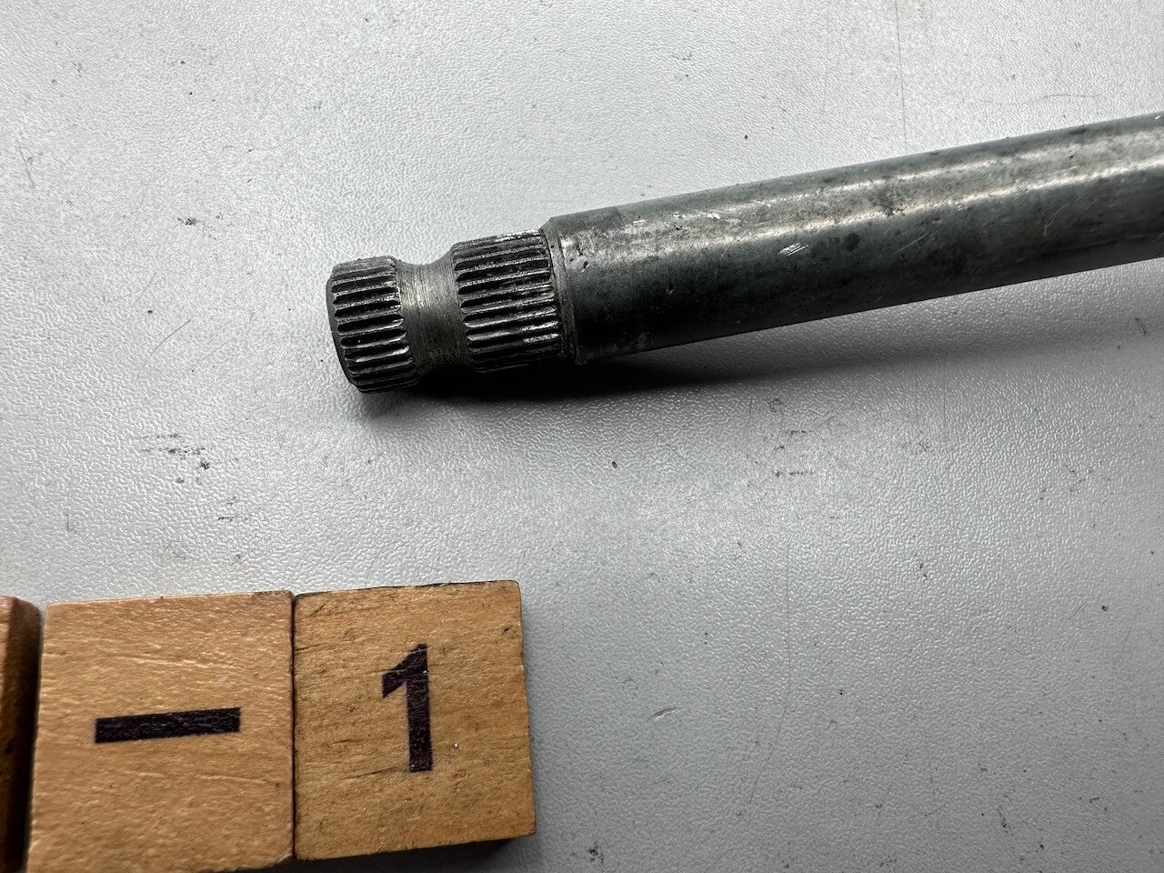 Honda CB1000 CB900 CB750 Boldor - Gear Shift Spindle Shaft 24610-425-010