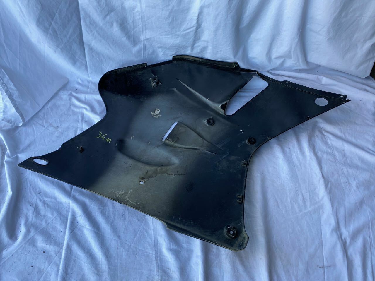 Yamaha FZR1000 EXUP L/H Side Panel - 3GM-2835J Black