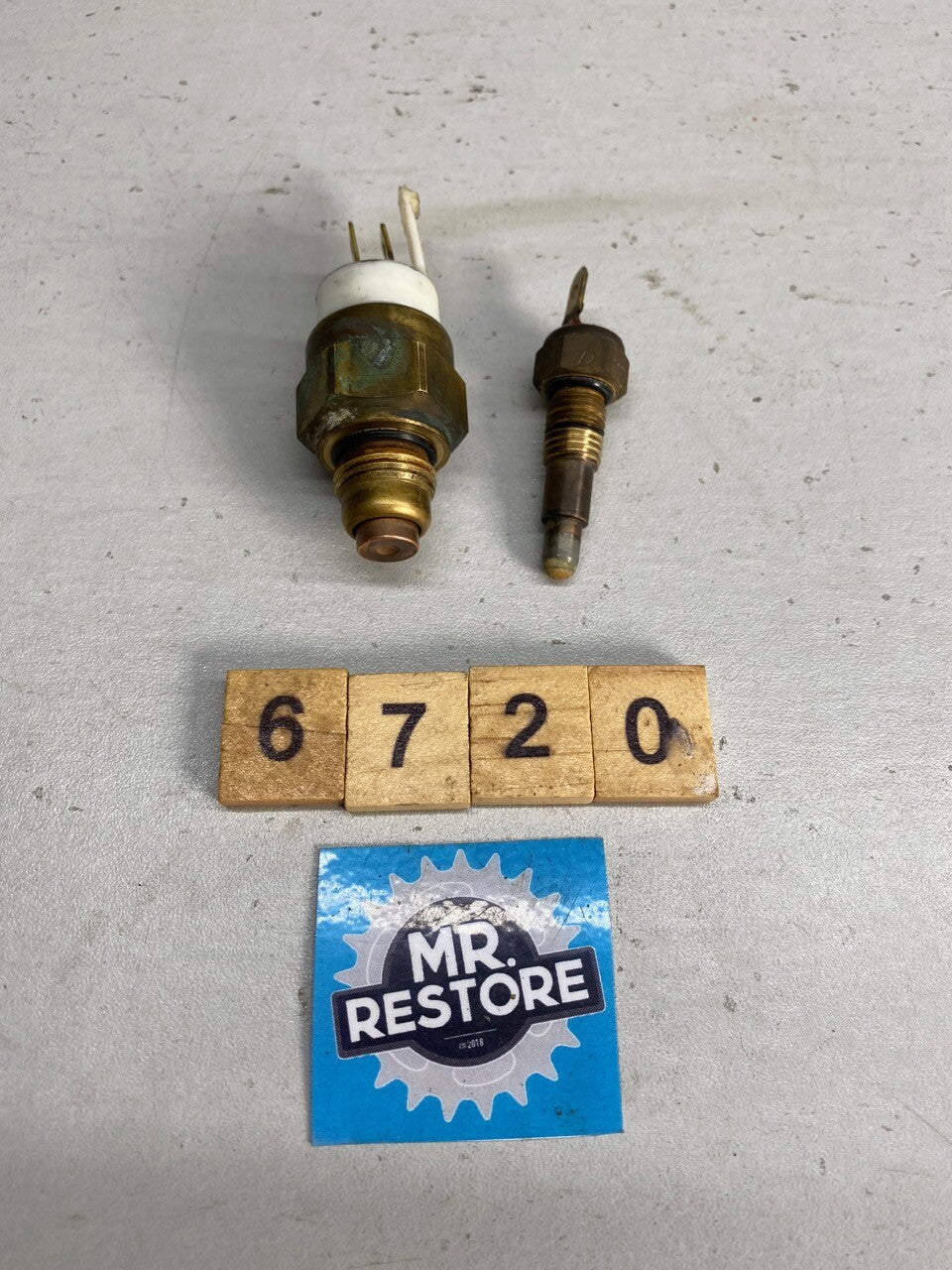 Kawasaki ZR 250 Balius Thermostat & Switch 1995 27010-1304 & 27010-1305