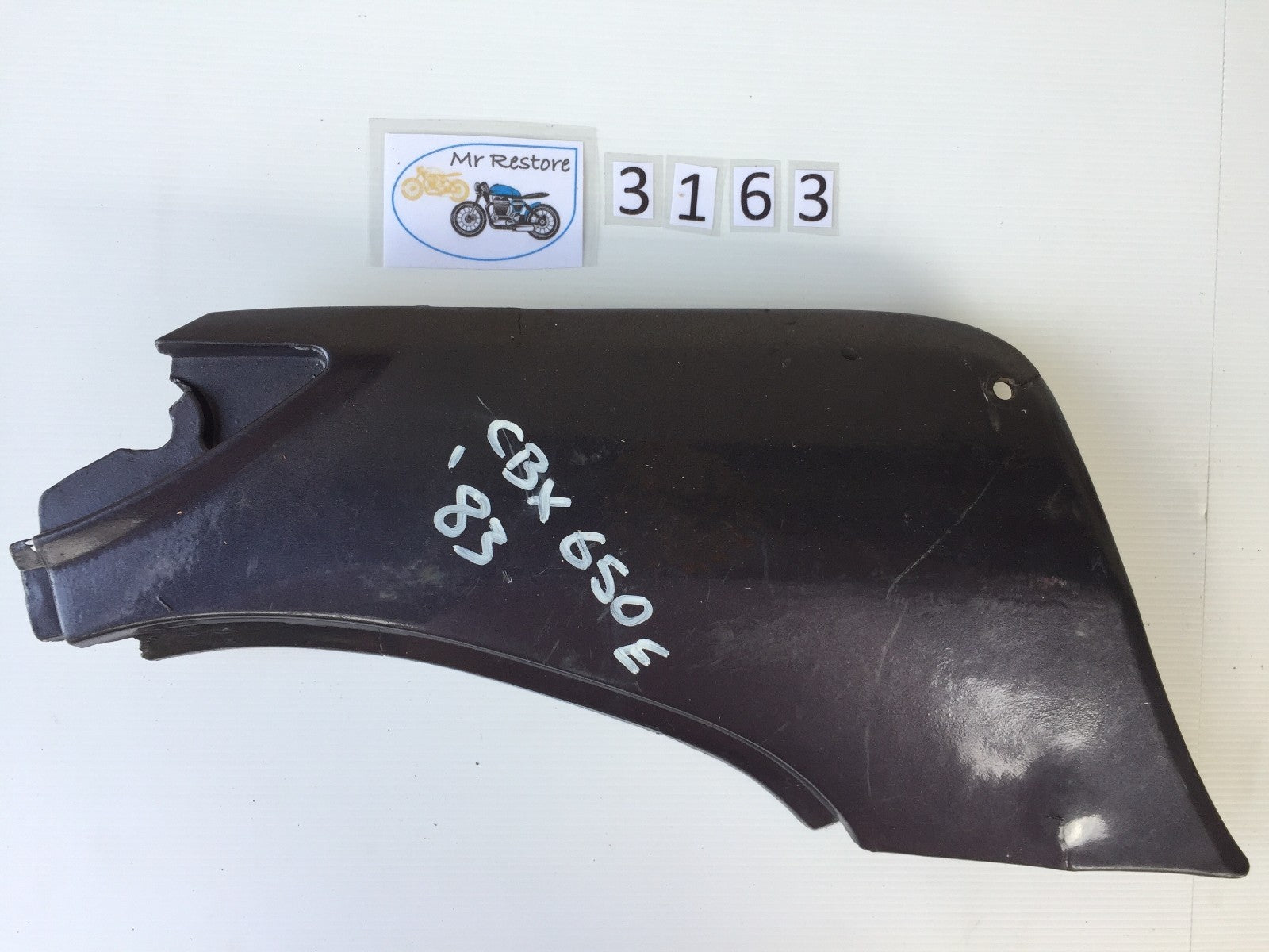 HONDA CBX650 E 1983 Side Panel
