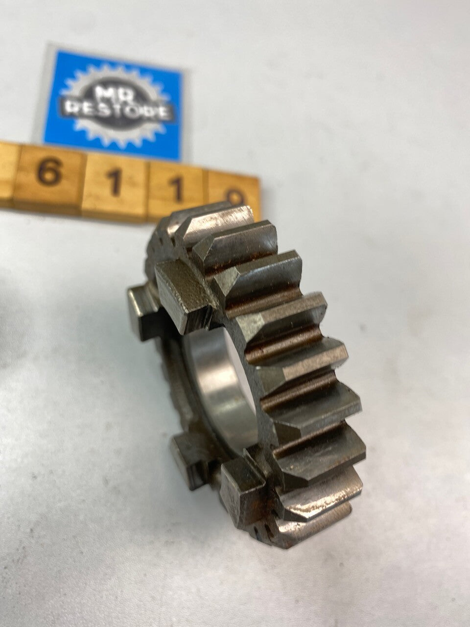 Suzuki GSXR1100 1986-88 3rd Driven Gear With Bush 24331-06B01