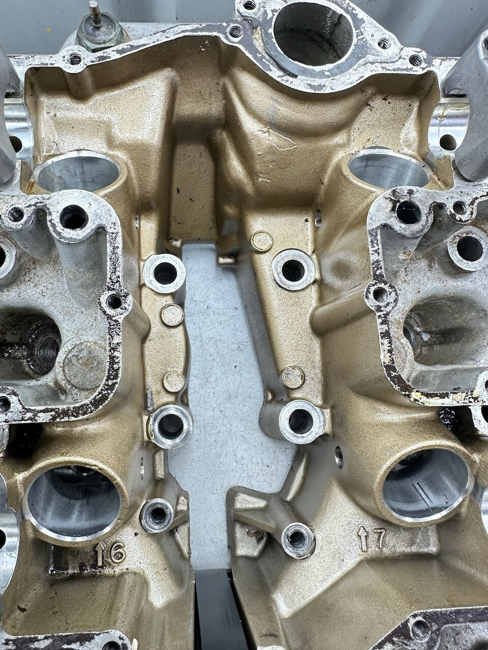 Kawasaki Z1300 KZ1300 '79-81' Cylinder Head  (21,000 miles)