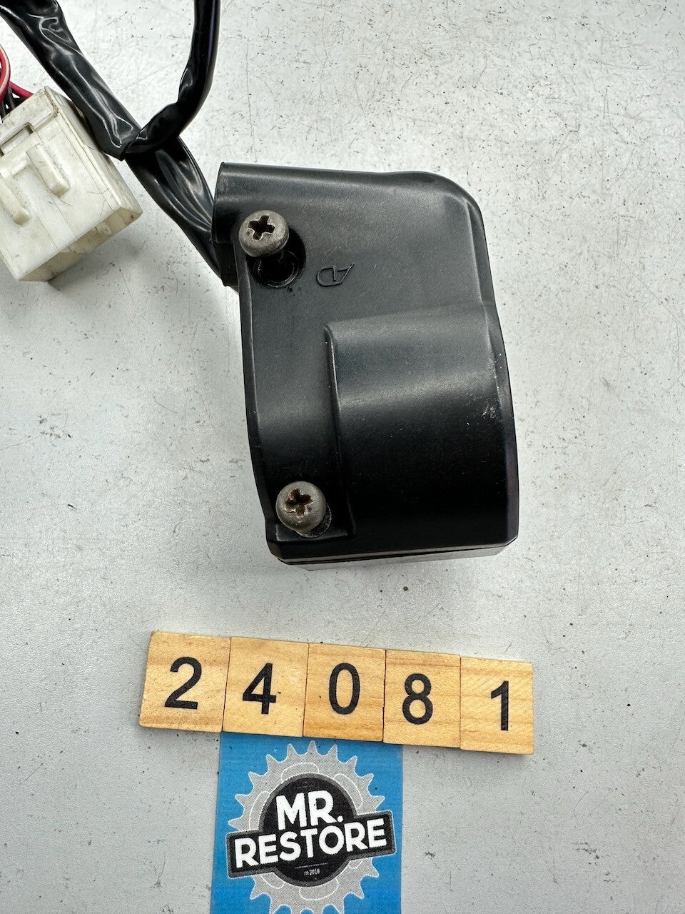 Triumph Speed Triple T300 - Right Handlebar Switch