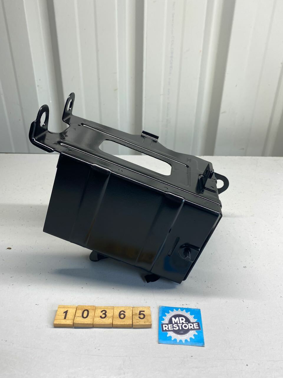 Suzuki TC185 Battery Holder Case Bracket Cage - Reconditioned