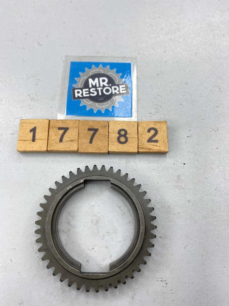 Yamaha SR500 SR400 XT500 TT500 Oil Pump Drive Gear (42T) 583-13324