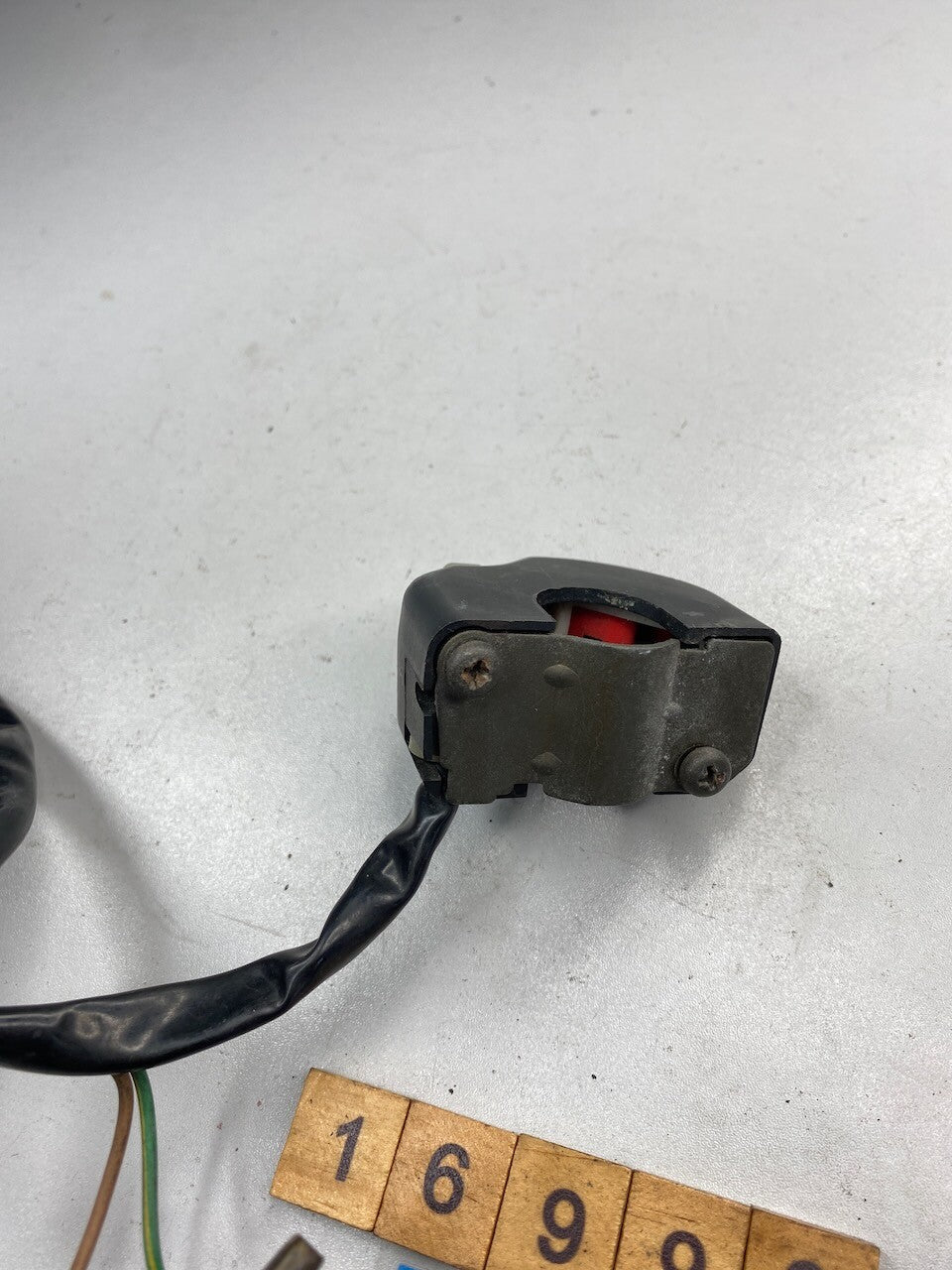 Yamaha YZF600 1996 R/H Handlebar Kill Start Switch 