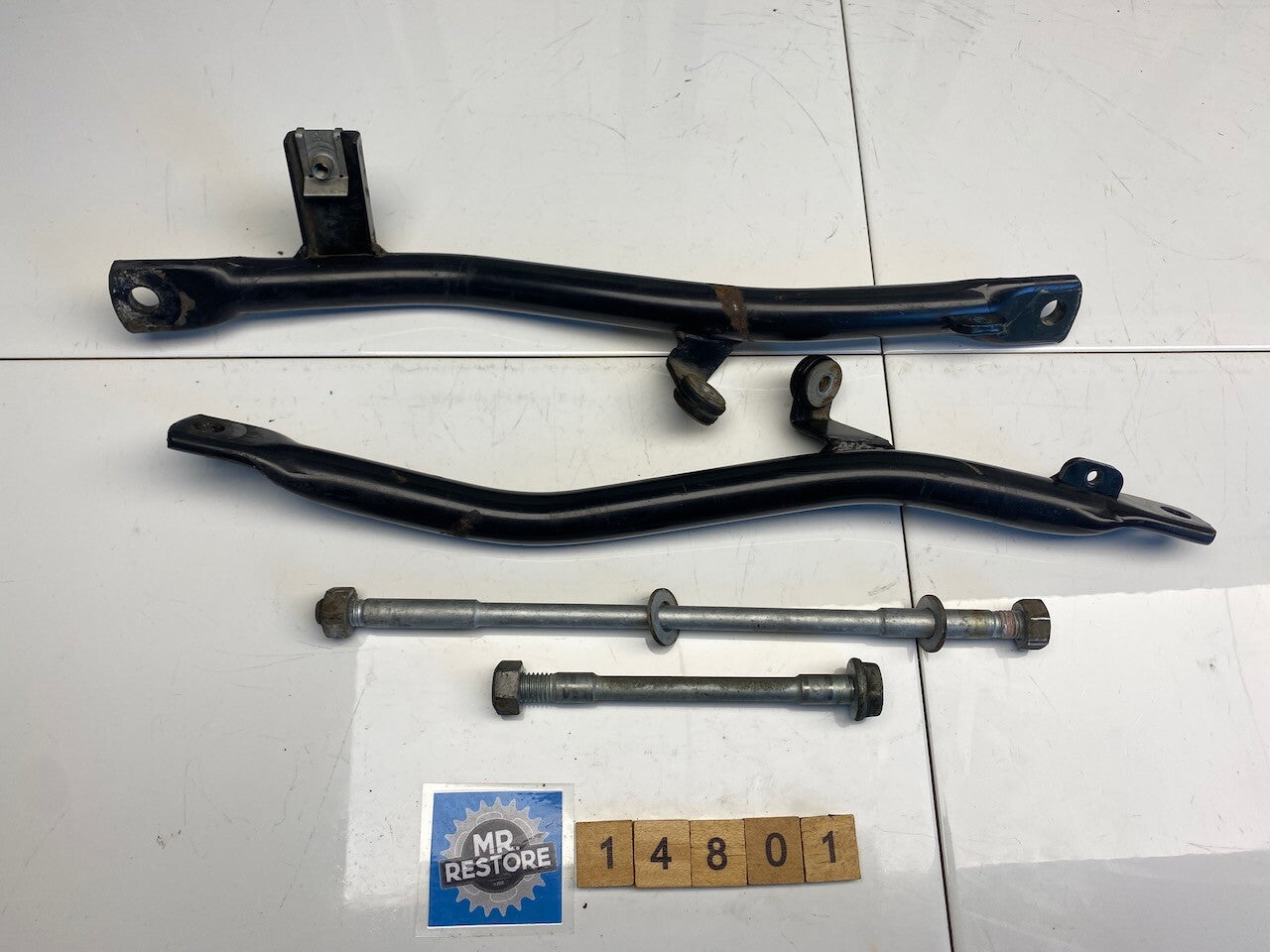 BMW R1100S Left & Right Engine Mounts, Bolts & Nuts 1998-2005 R2S