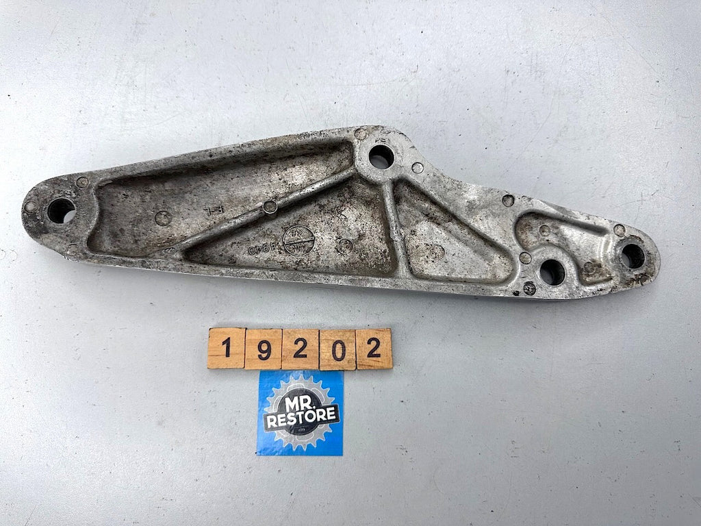 Suzuki GS1100 GS850 L/H Foot Rest Peg Bracket