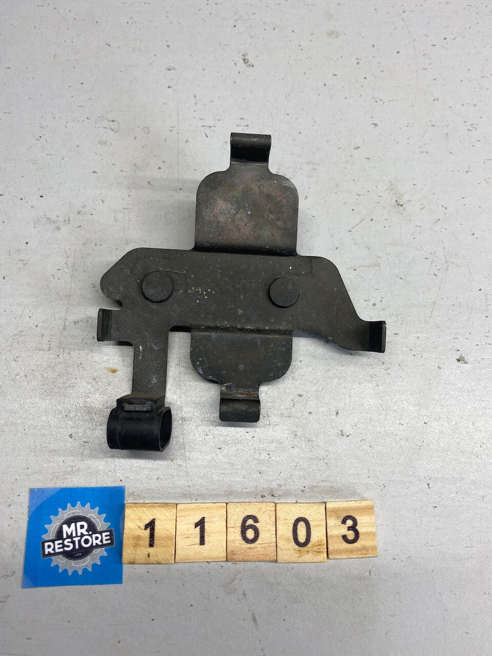 Yamaha FZR250 3HX1 1988 Rear Fender Stay Bracket 3HX-21688