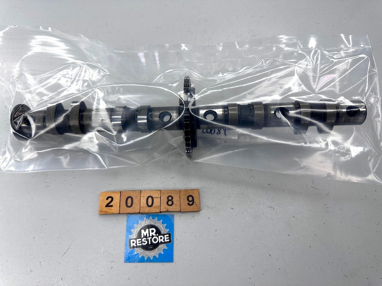 Yamaha FZR250 3LN 2KR 3HX1 Exhaust Camshaft 2 - 1HX-12181