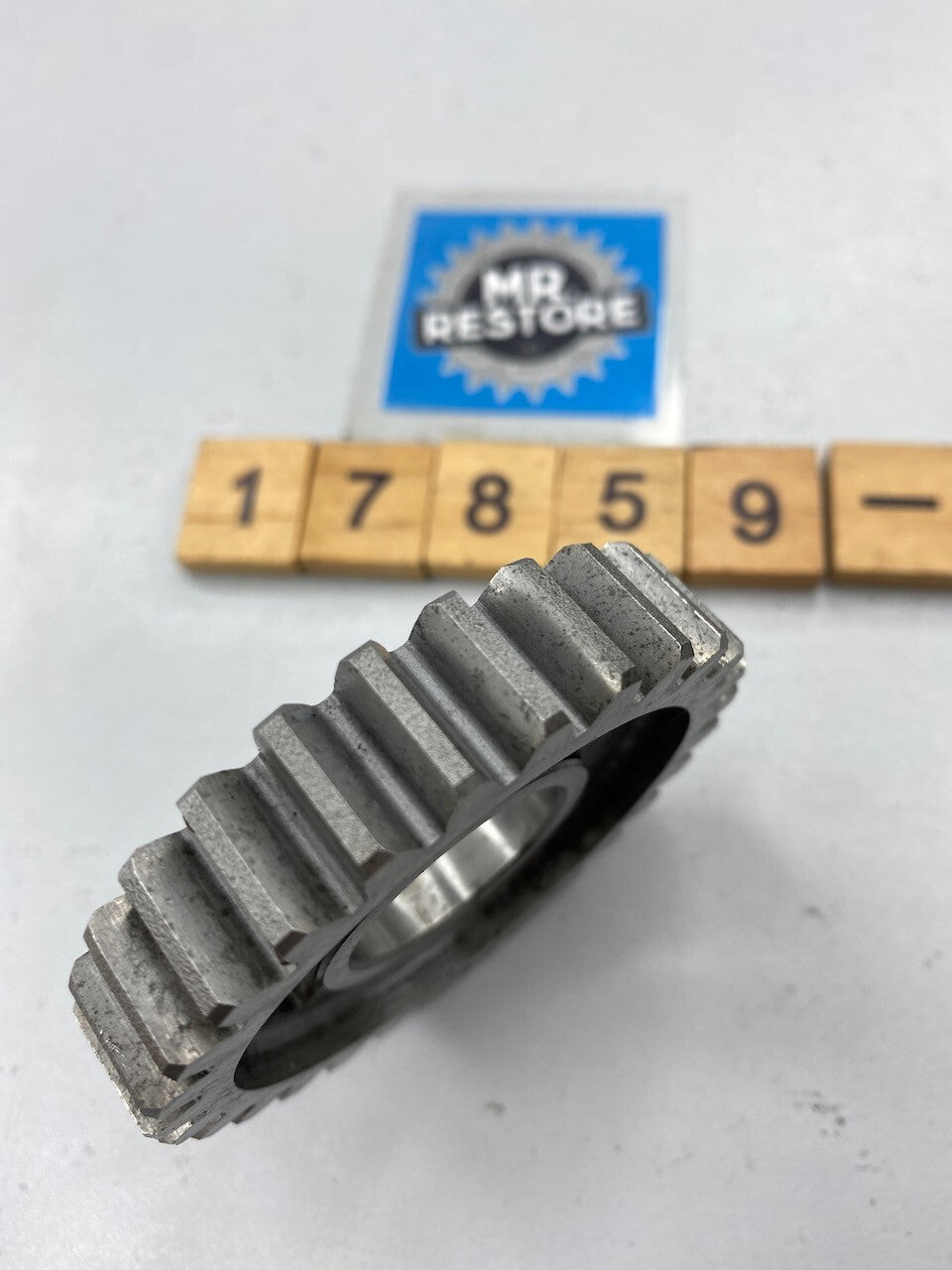 Yamaha SR500 SR400 XT500 TT500 Transmission 2nd Wheel Gear 583-17221