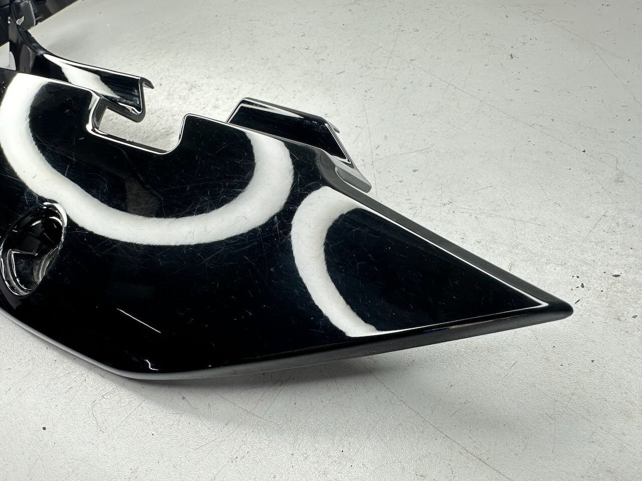 BMW G650GS 2010-15 Rear Left Lateral Trim Panel 46627727175  46627727121
