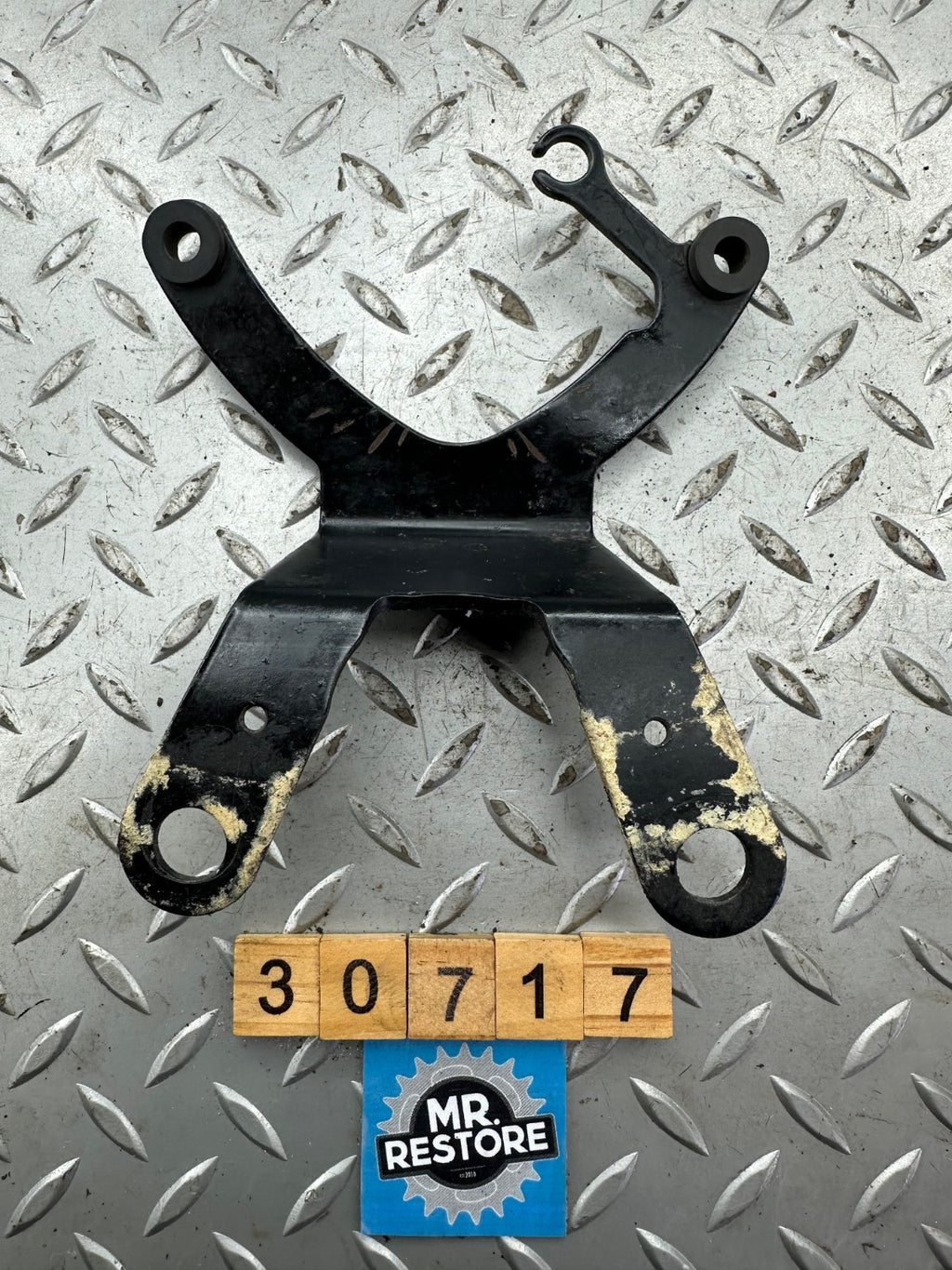 Suzuki GSX1000 1982 GSX750 Katana 1982-83 Meter Clocks Bracket 34950-49300