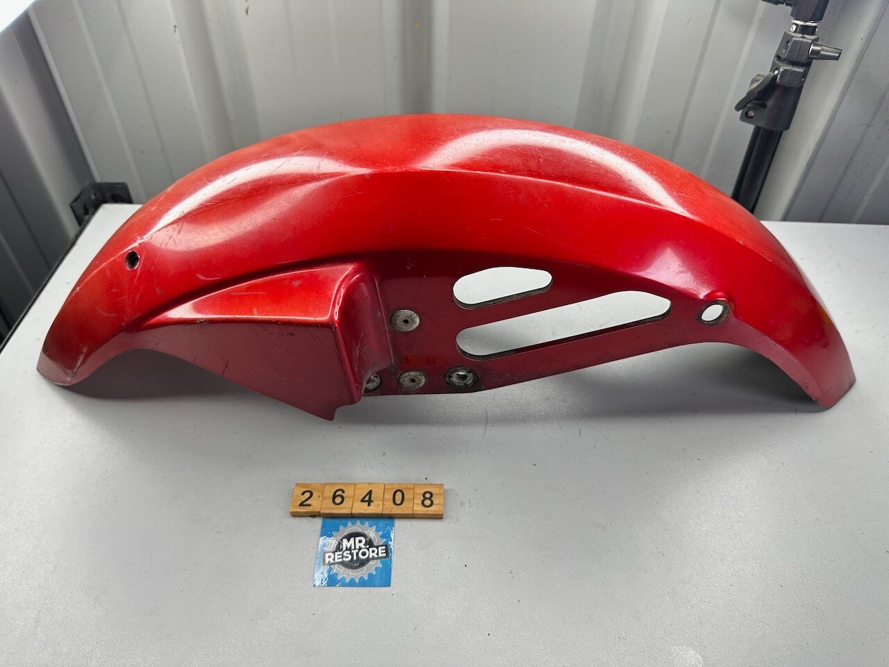 Yamaha XS400 Front Fender Mudguard (no cracks)