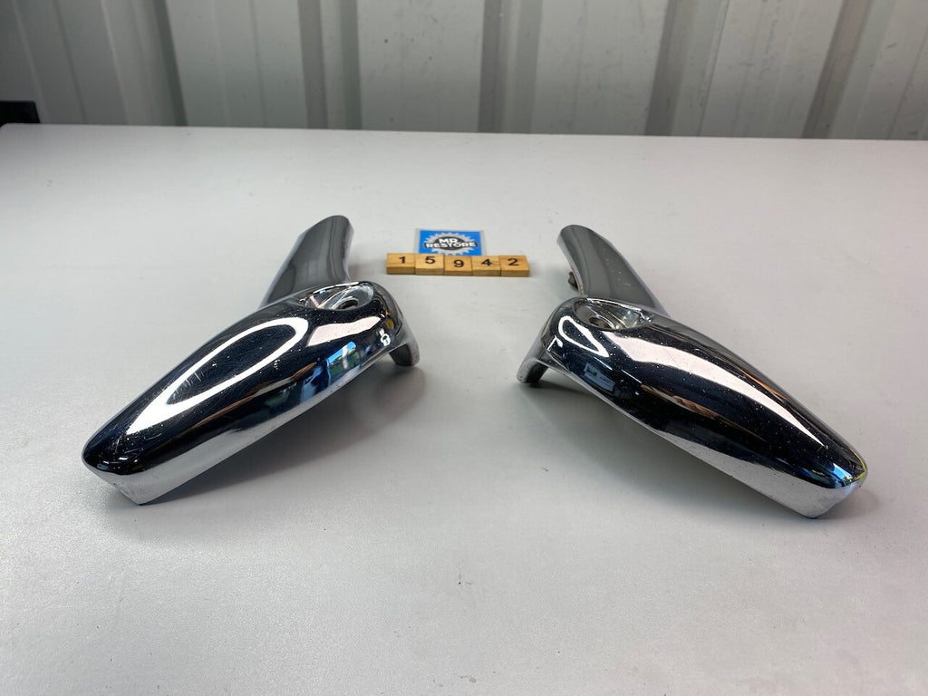 Yamaha XV1100 XV750 Pillion Back Rest Stay, Pair 1RM-2164F 1RM-2164G