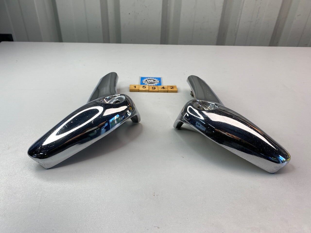 Yamaha XV1100 XV750 Pillion Back Rest Stay, Pair 1RM-2164F 1RM-2164G
