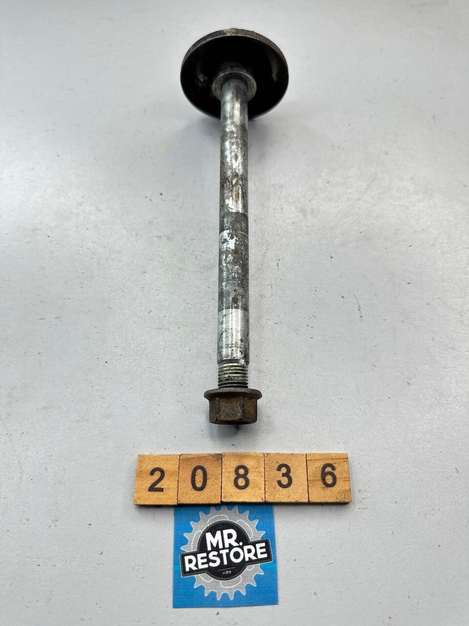 Kawasaki Z250 KZ250 Front Wheel Axle, Spacer & Nut 41068-1029  92027-1218