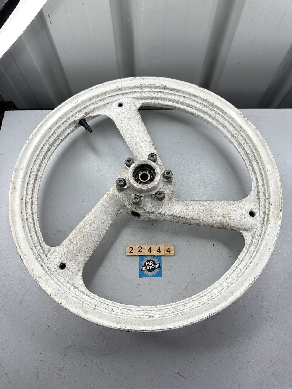 Yamaha TZR250 1KT 2MA Front Wheel 17 x 2.15 (F-33)