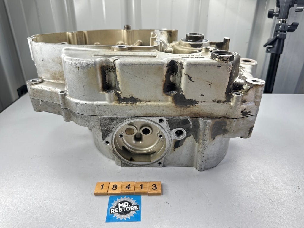 Suzuki GN250 1988-94 Crankcase Set 11300-38861 11300-38862