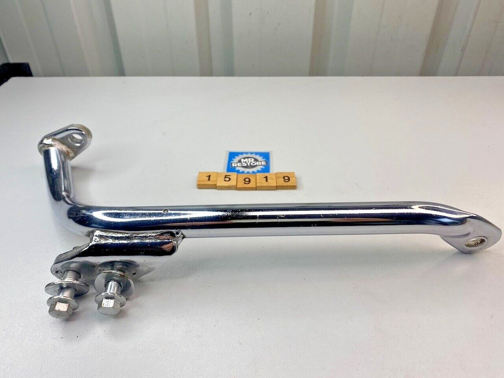 Yamaha XV1100 R/H Footrest Bar & Bolts VGC - 3CF-27472