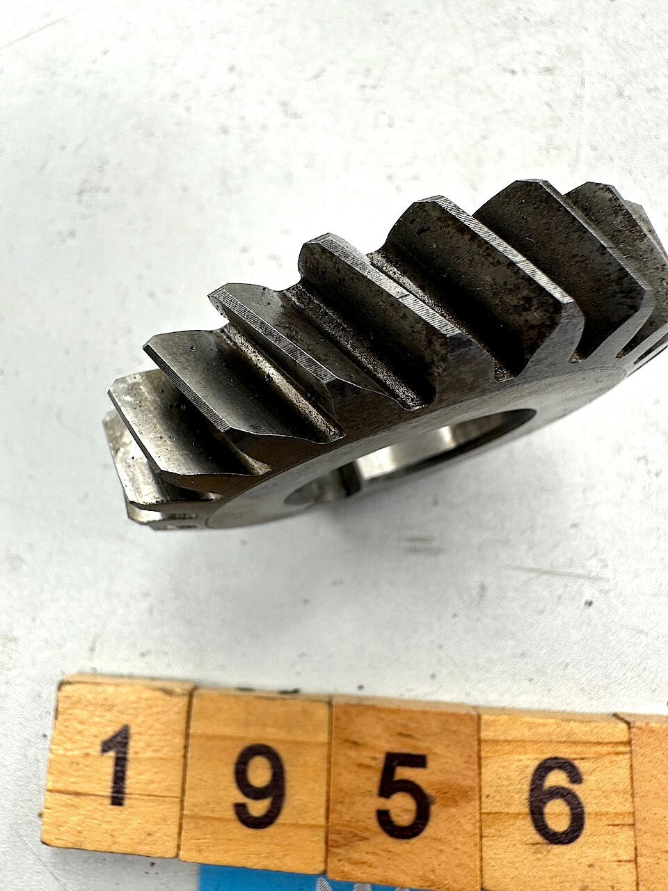 Yamaha TZR250 TDR250 TDR240 R1-Z Primary Drive Gear (22T) 1KT-16111