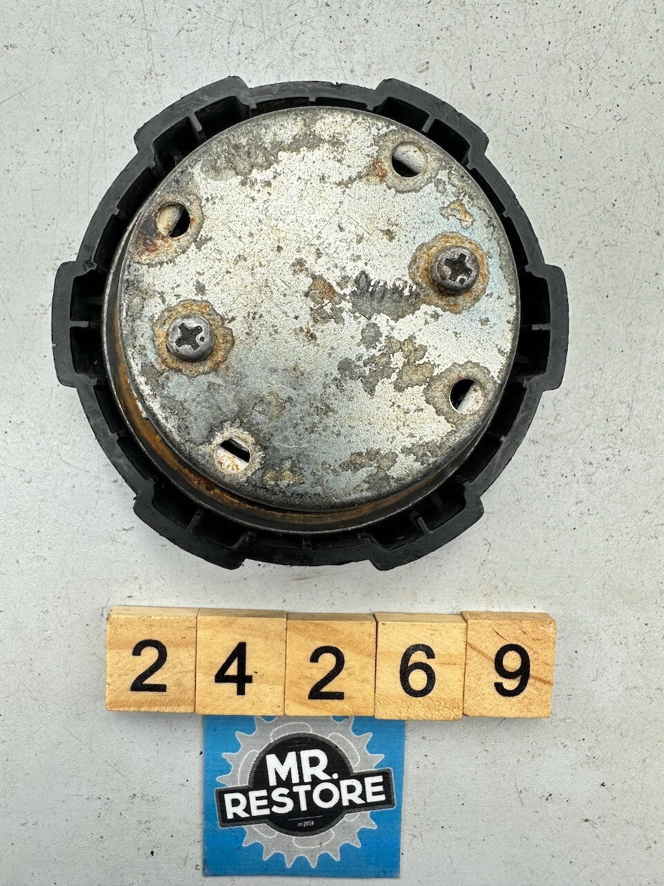 Yamaha XTZ750 XTZ660 XT600 XT500 XT350 XT250 DT200 DT125 OEM Fuel Cap (No Key)