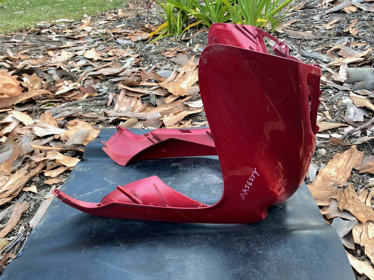 Yamaha YP250 Majesty Fairing Panel 5GM-28351