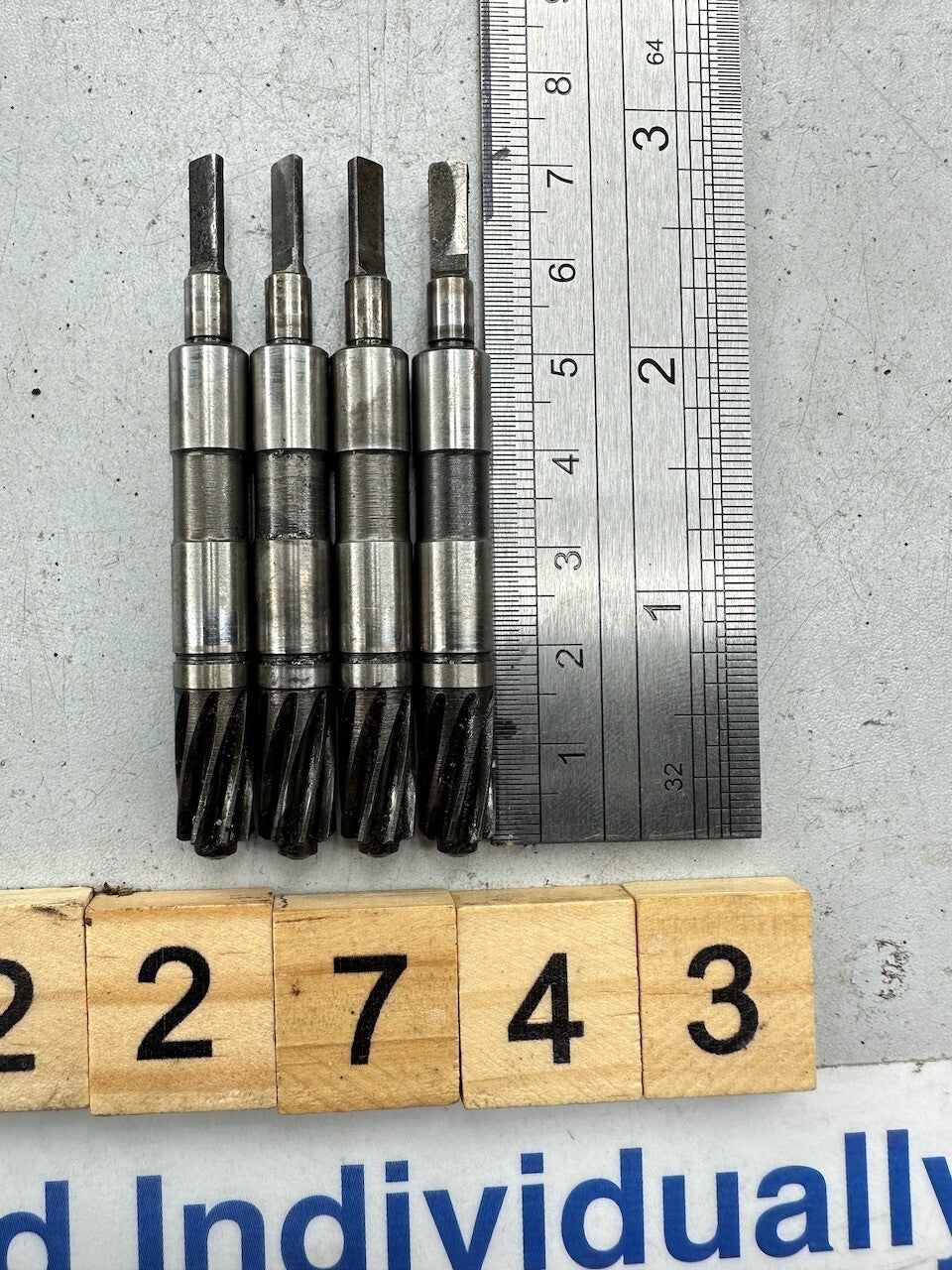 Honda XL250 Tacho Tachometer Drive Gear Shaft