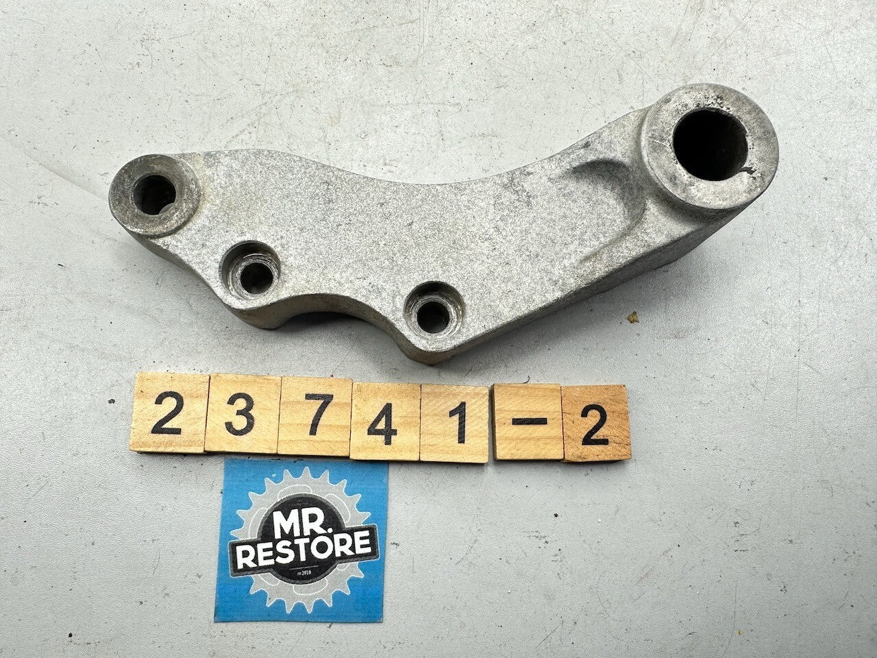 Kawasaki ZZR250 ZX250 GPX250 EX250 '88-07' Rear Brake Calliper Bracket Mount