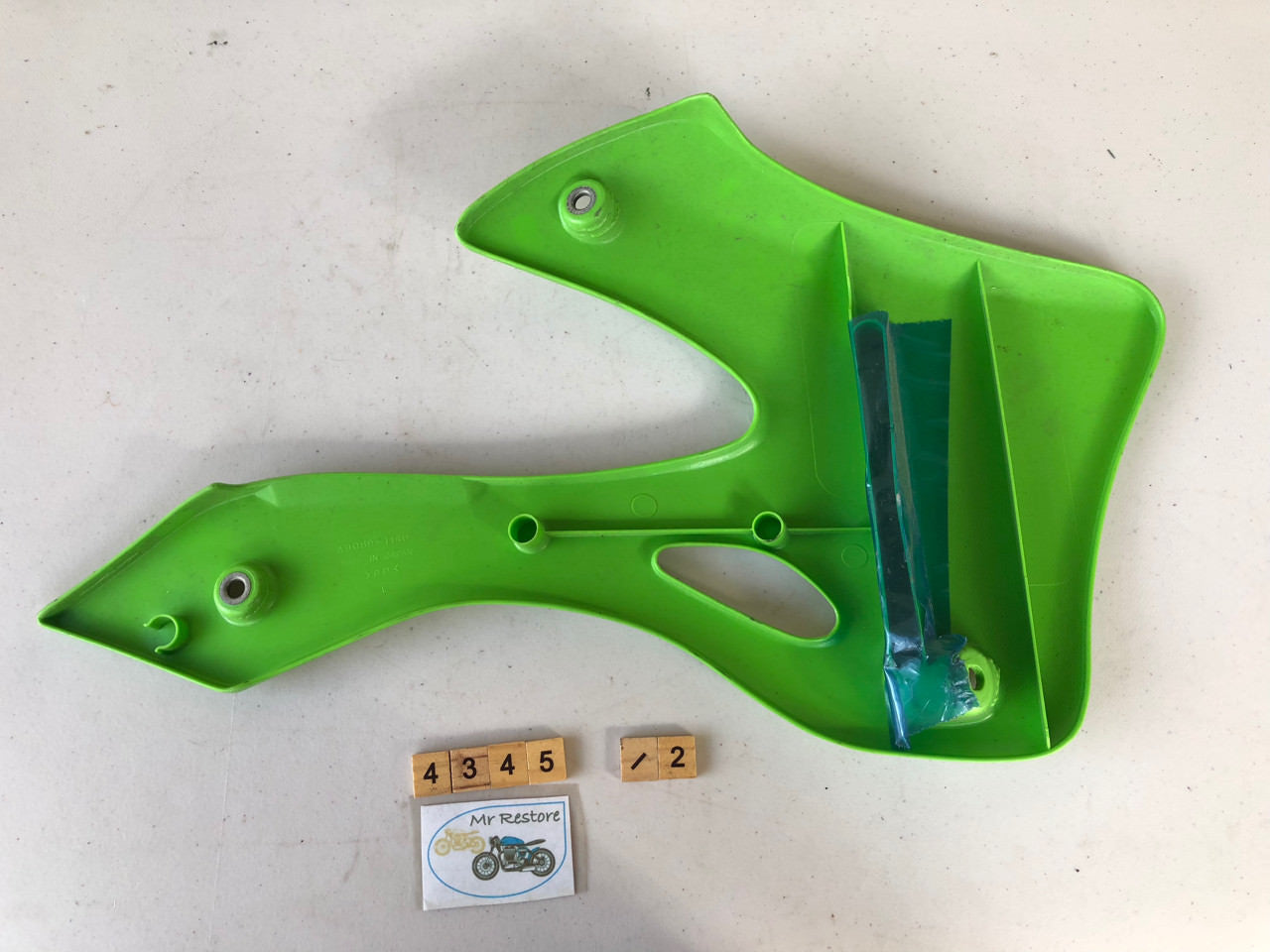 Kawasaki KX125 KX250 L/H Engine Shroud (2 available) 49089-1140 Genuine OEM VMX