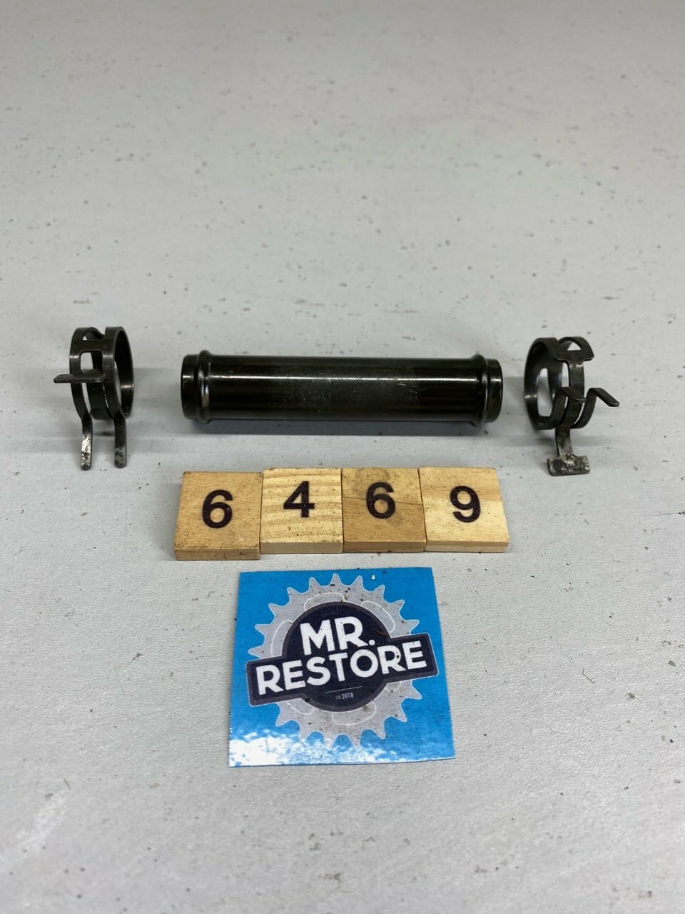Yamaha RD RZ RZV 500 R Carb Manifold Balance Pipe & Clips OEM 47X-14465-01