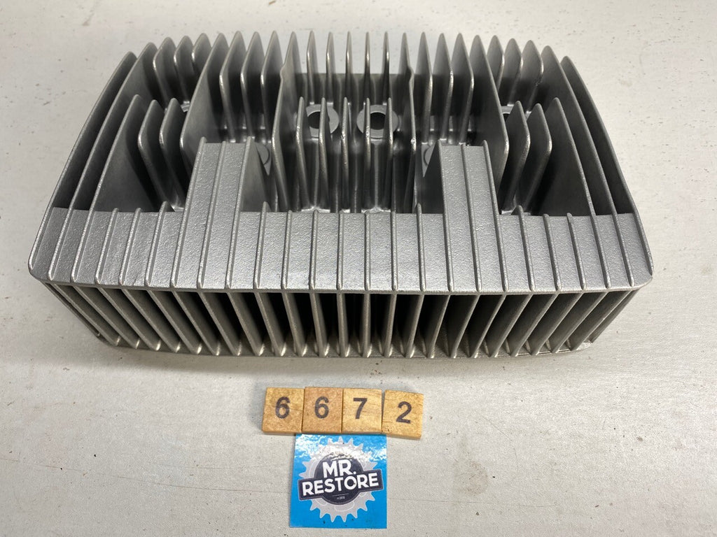 Suzuki GT250 A - 1973-1977 Cylinder Head - Vapour Blasted