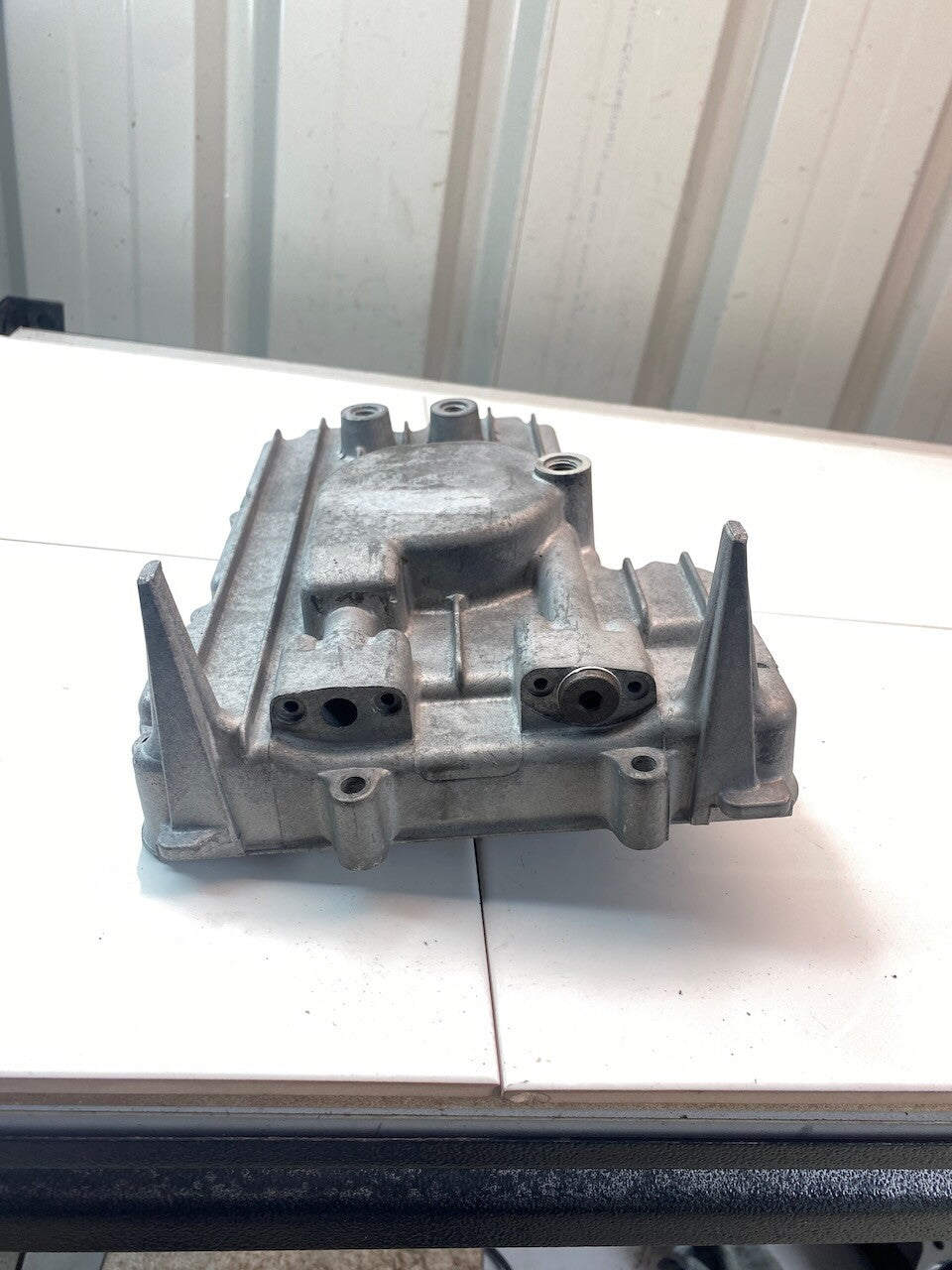 Kawasaki ZX600 ZZR600 Oil Pan Sump Cover 49034-1090