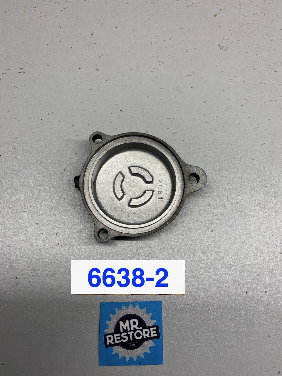 Yamaha XT 250 Oil Filter Cover - Reconditioned