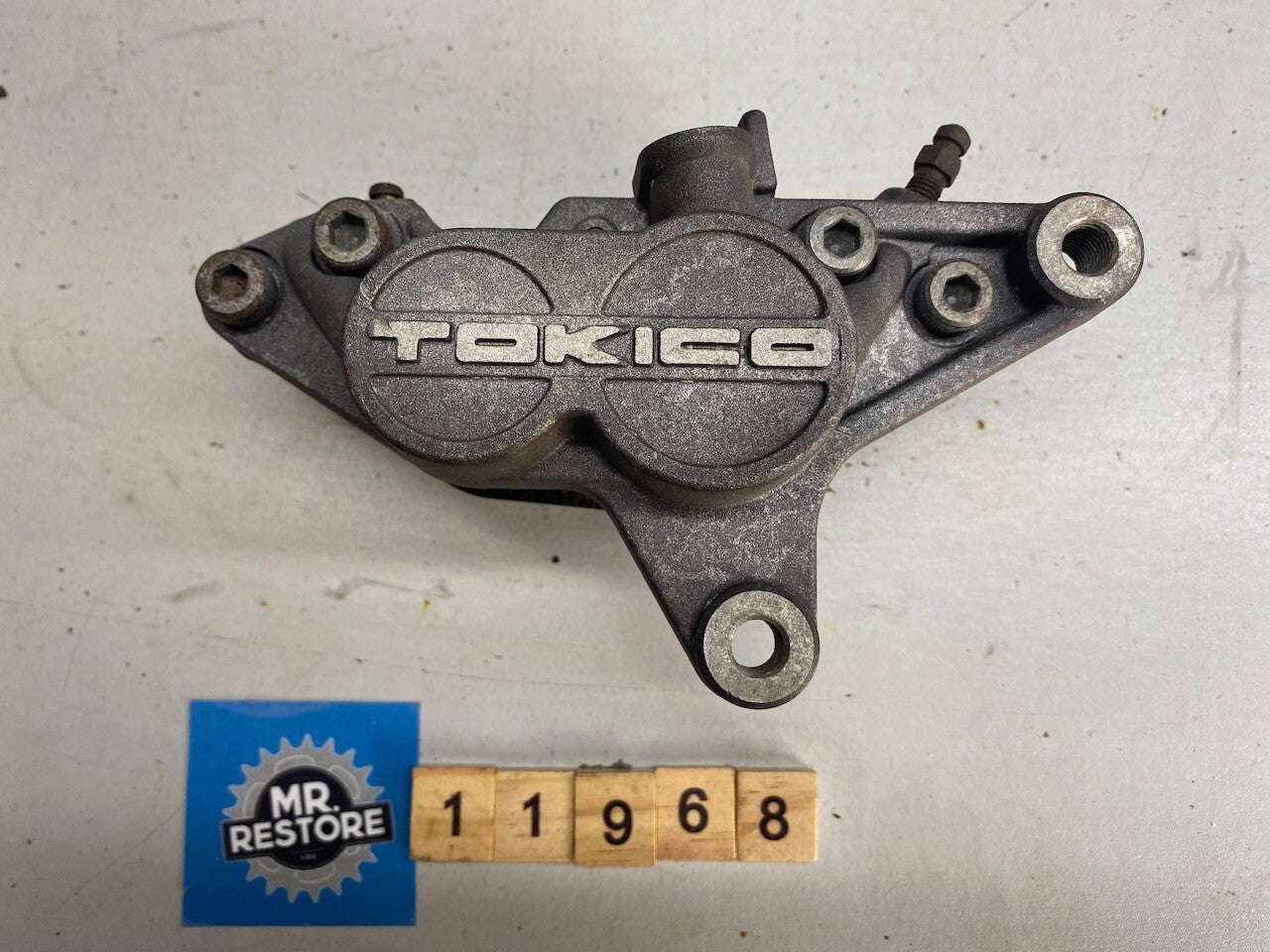 Suzuki RGV250 VJ21 Front R/H Brake Caliper Tokico