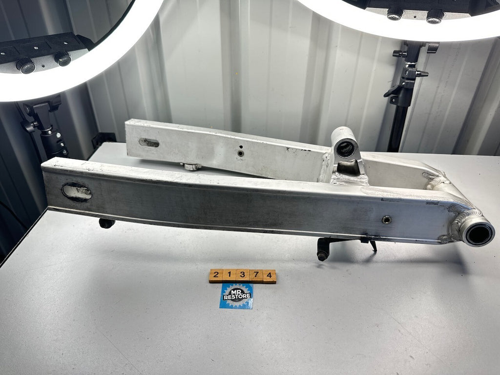 Yamaha TZR250 1987-88 Swingarm 1KT-22110-01