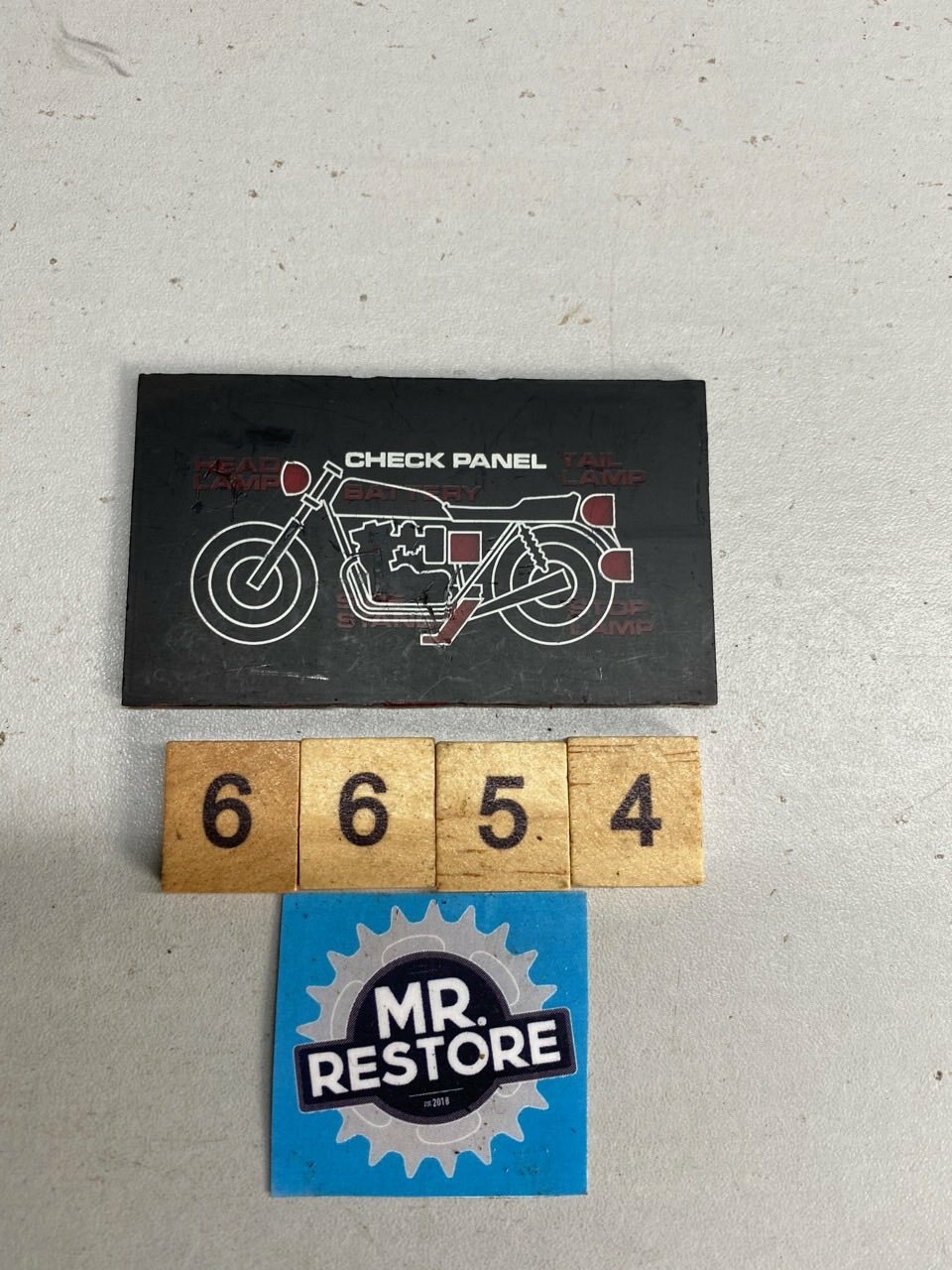 Suzuki GSX1100 GSX750 Check Panel Dash - Early 80's
