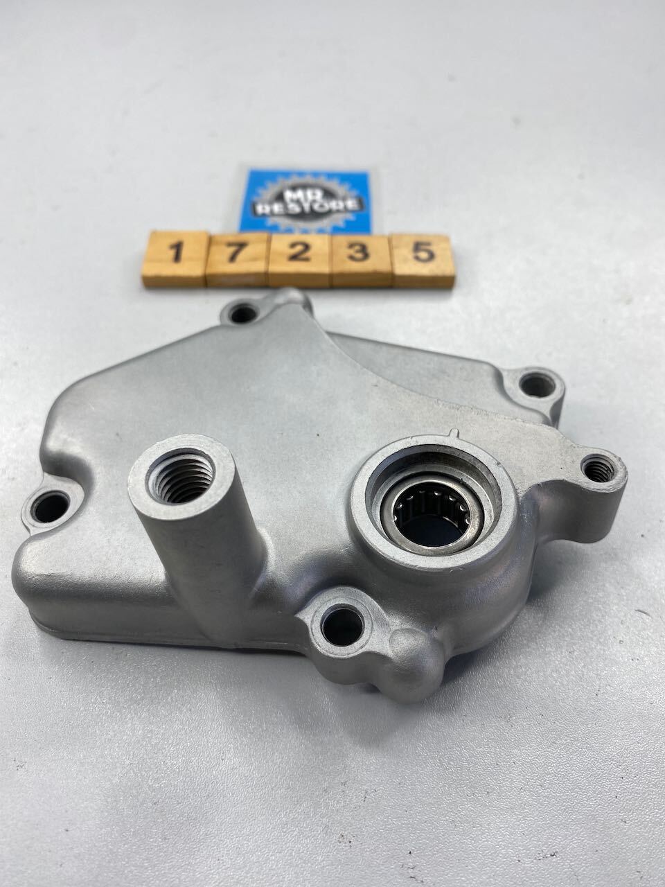 Kawasaki KR250 KR-1  KR-1R  KR-1S Transmission Cover 14024-1593 Vapour Blasted